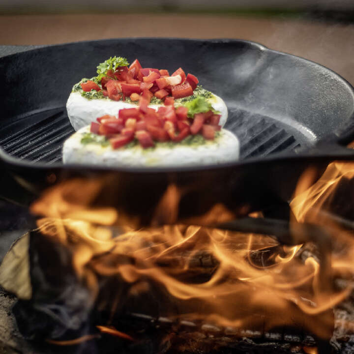 Petromax Grill-Feuerpfanne GP30H mit zwei Henkeln